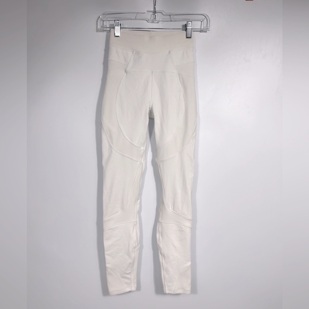 Lululemon Special Edition Leggings In Luon Fabric White Size 0